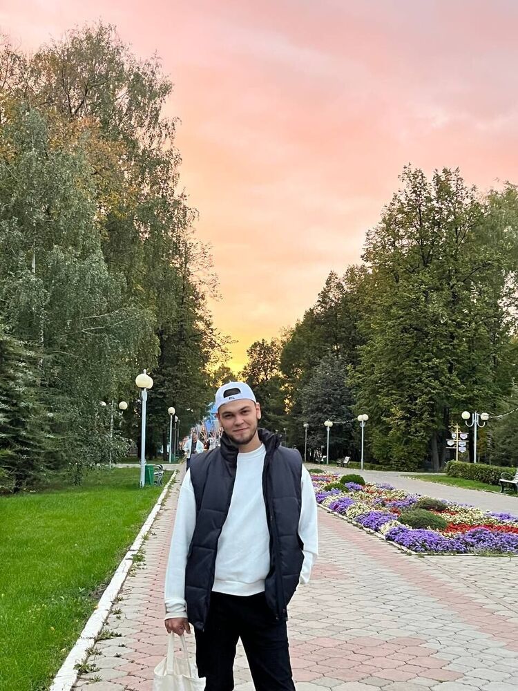  ,   Richard, 25 ,   ,   