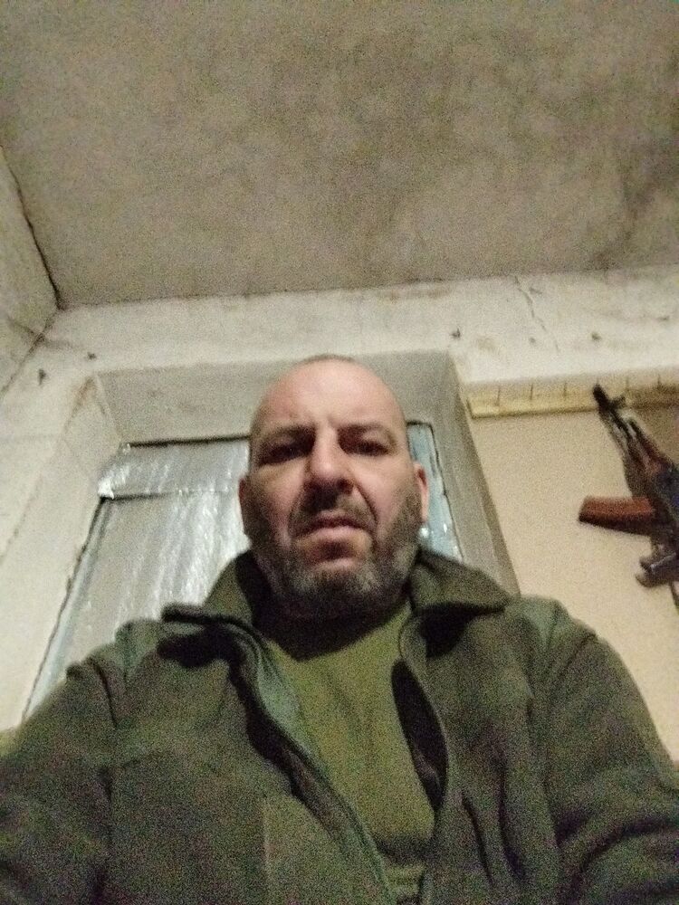  ,   Oleg, 46 ,   ,   