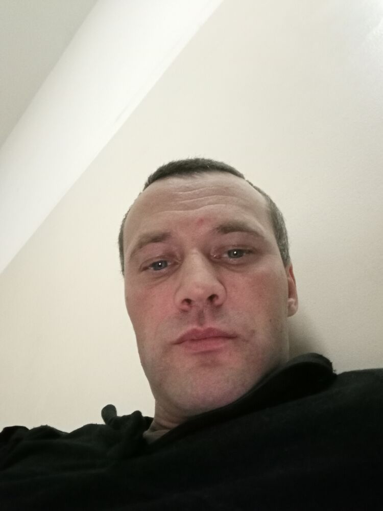  42597143    , 34 ,    