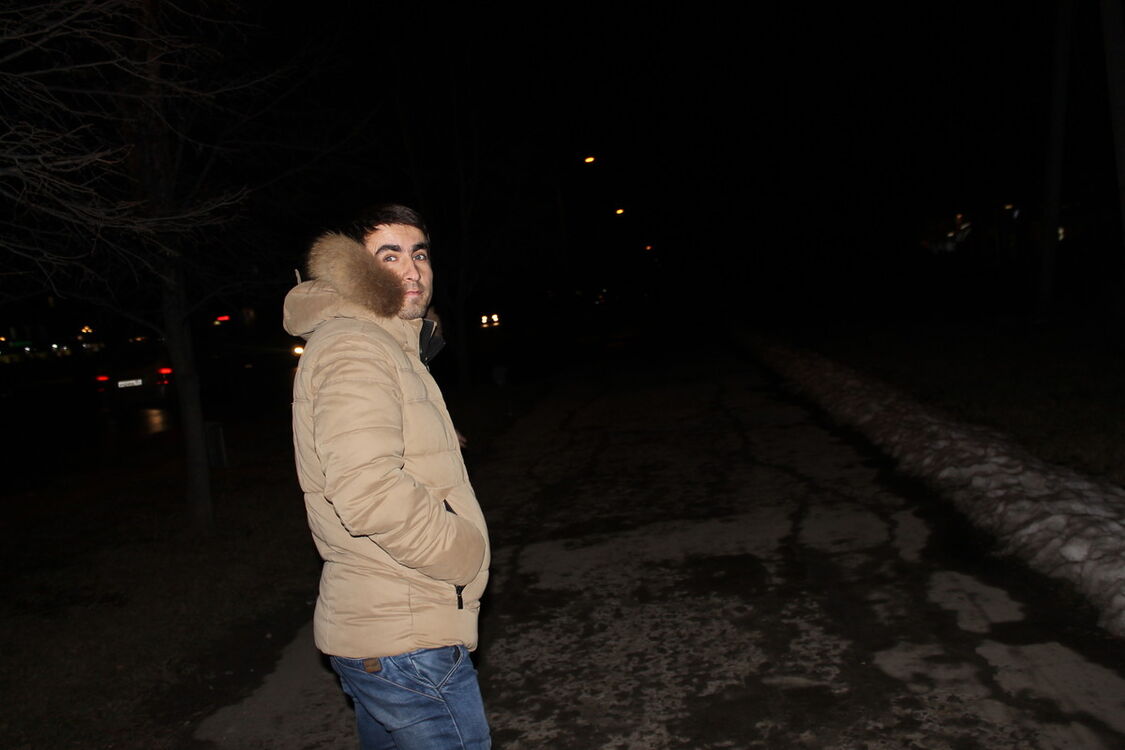  5171243  AmiR, 37 ,    