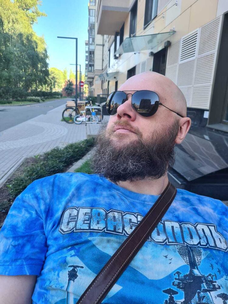  36698923  , 42 ,    -