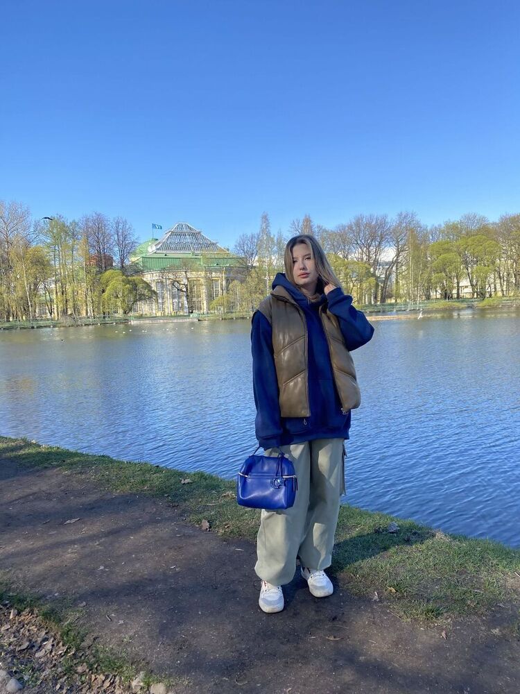  -,   , 22 ,   ,   