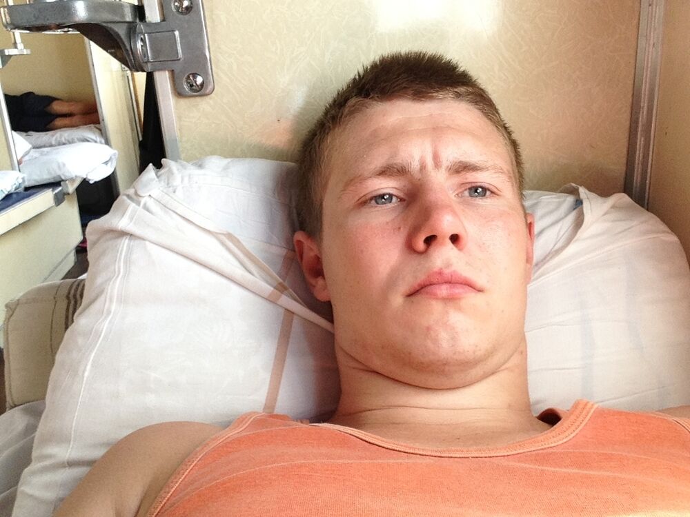  -,   Anton, 32 ,   ,   , c 