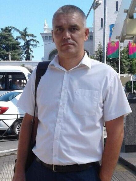  38249873  , 52 ,    -