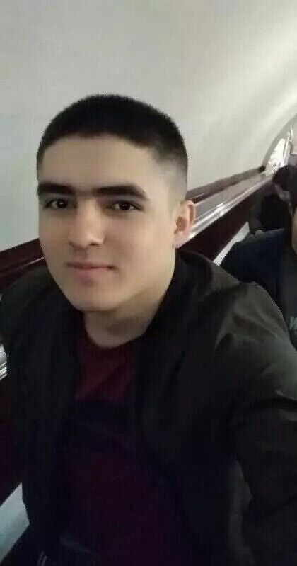  22722403  , 25 ,    -