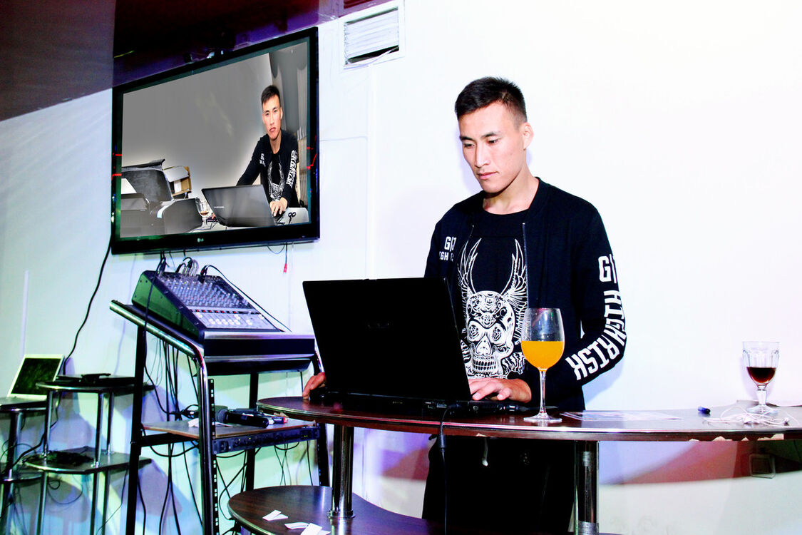 ���� 10299313 ������� Akul, 32 ����, ���� ���������� � �����������