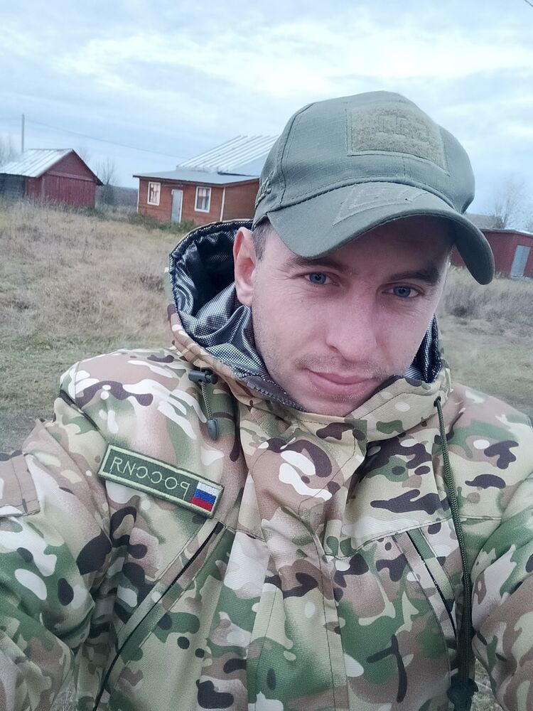  ,   Roman, 28 ,   ,   , c 