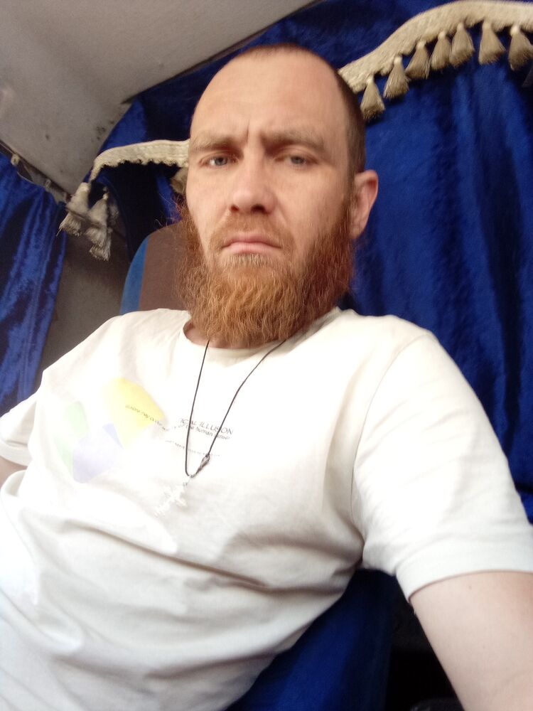  33800823  , 37 ,    