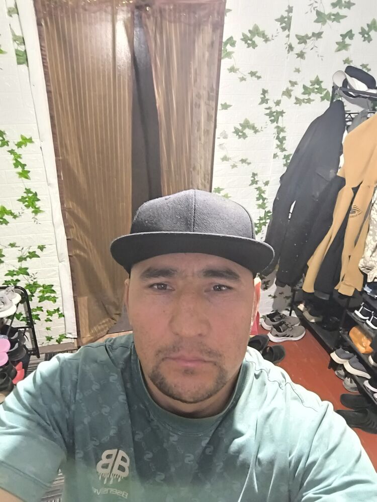  54398243  Tojidin, 40 ,    