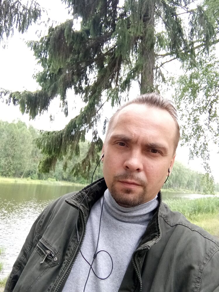  44229373  , 46 ,    