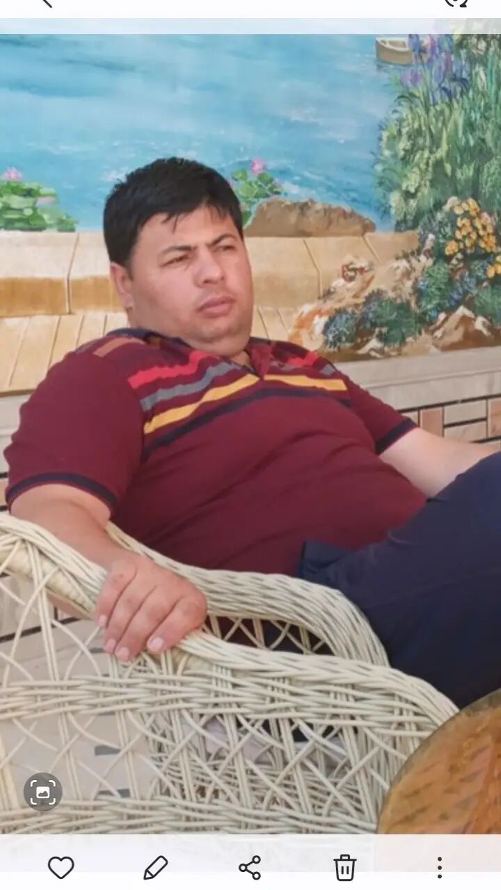  52571613  Akmal, 41 ,    