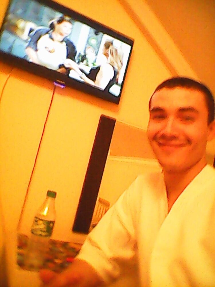 ,   Maxim, 28 ,   ,   , c 