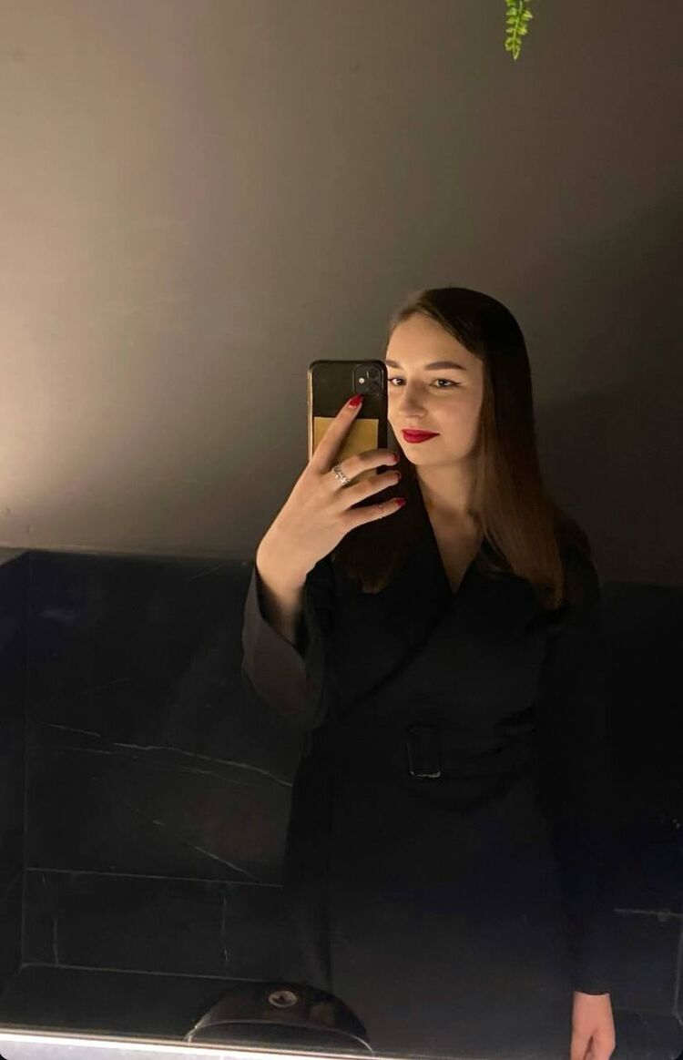  52135723  , 23 ,    -