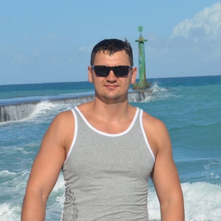  ,   Levan, 37 ,  