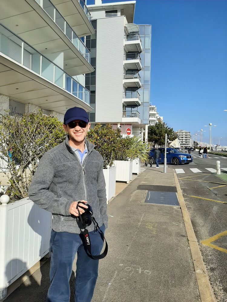  43266813  Shuhrat, 25 ,    