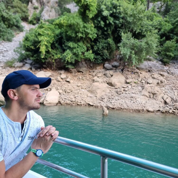  ,   Denis, 28 ,   ,   , 