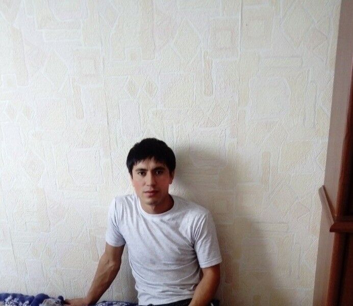  8496113  Fahriddin, 28 ,     
