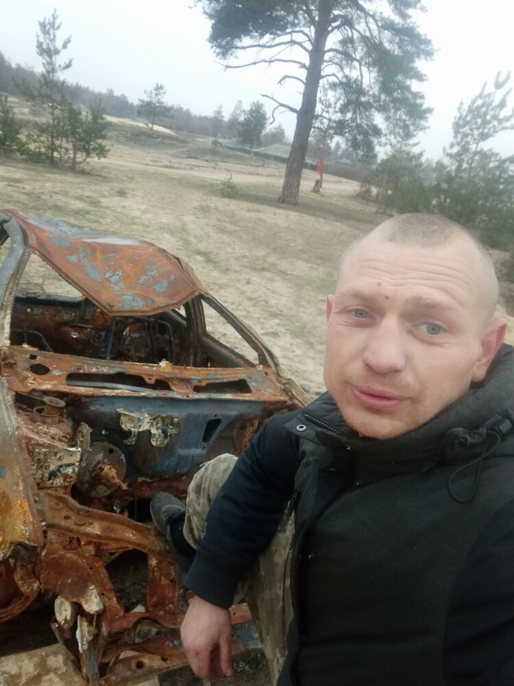  48452553  , 35 ,    