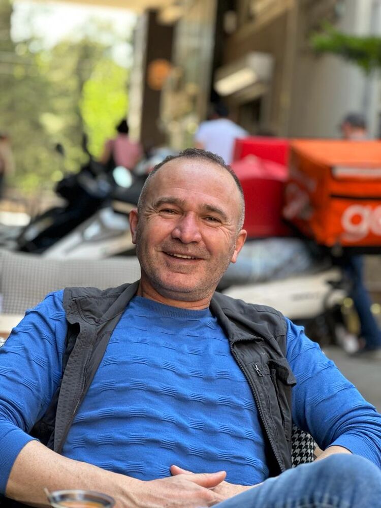  ,   Cewiz, 53 ,   ,   
