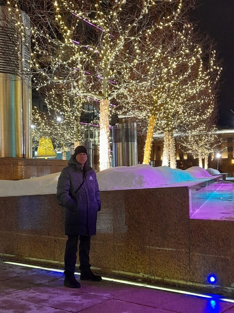  42327013  Sergei, 38 ,    