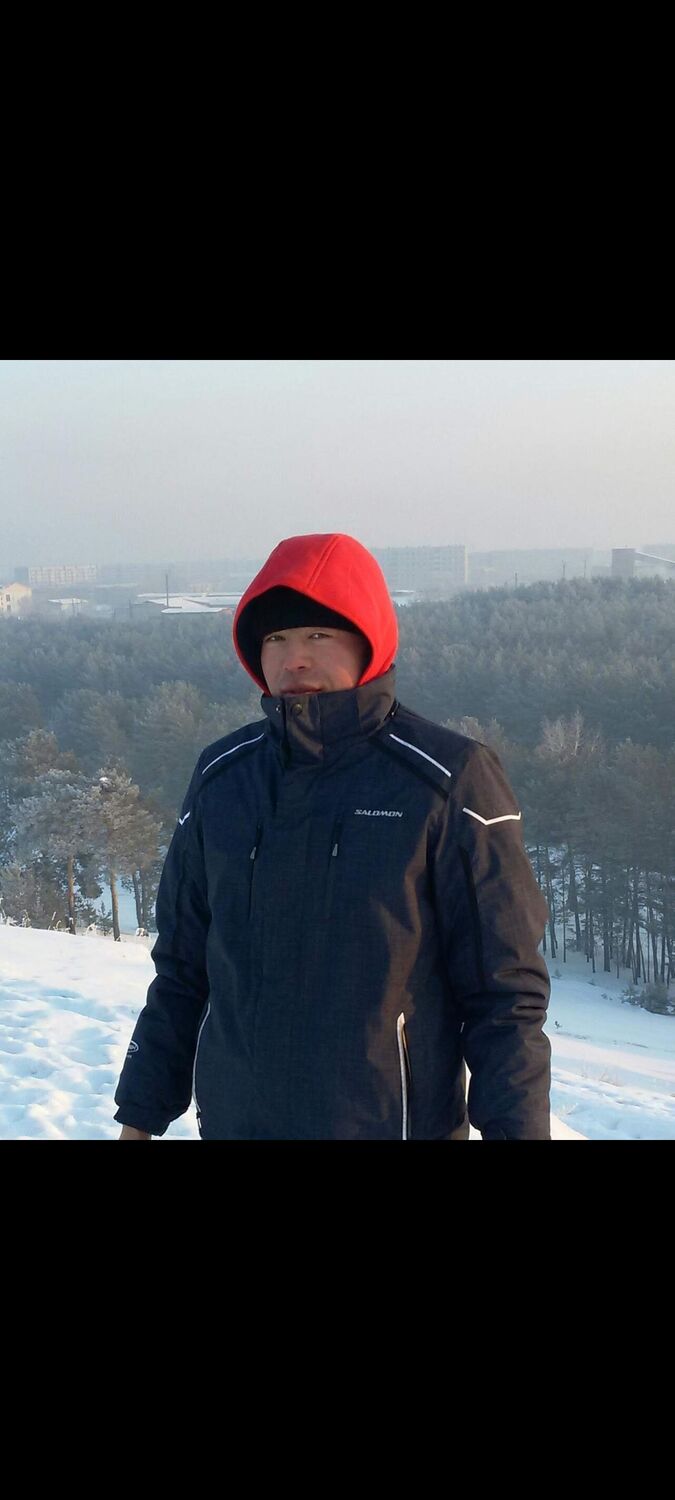  45977673  Kairat, 36 ,    