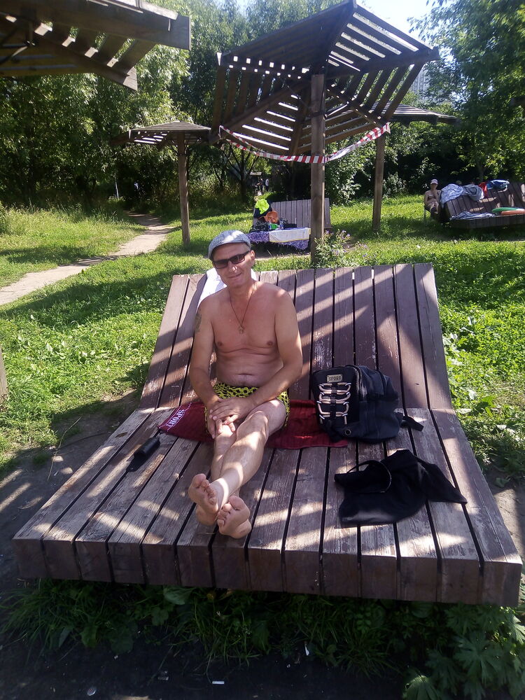  28318993  Alexey, 47 ,    