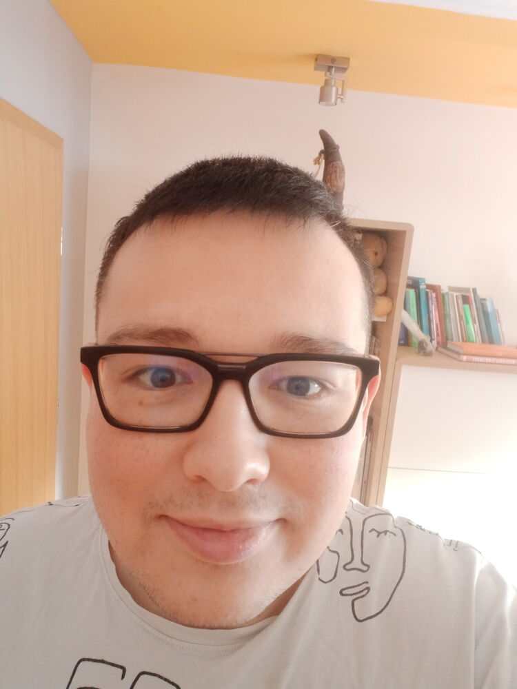  Rybnik,   , 27 ,  