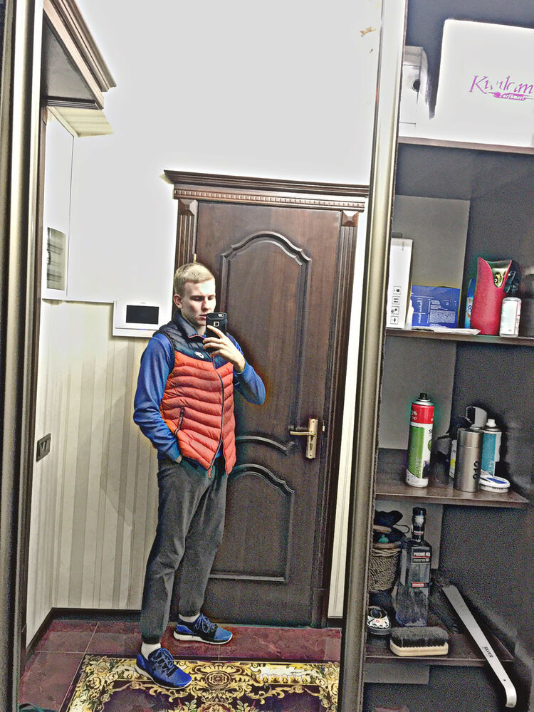  10518673  Daniko, 29 ,    