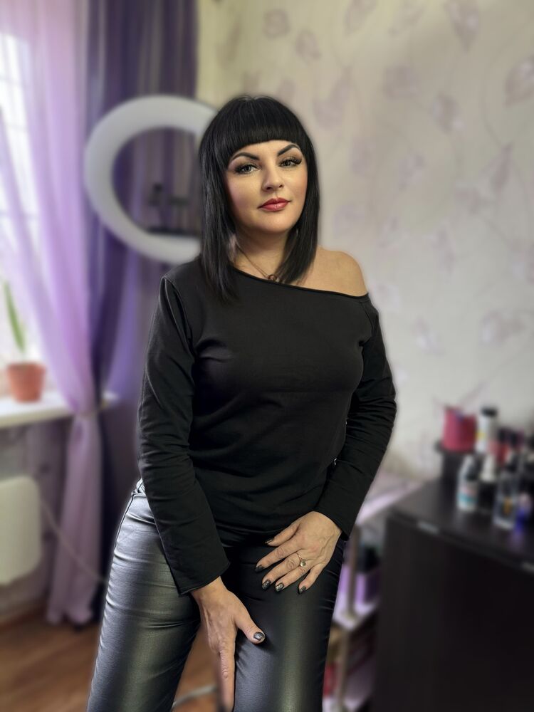  --,   , 42 ,     , c 