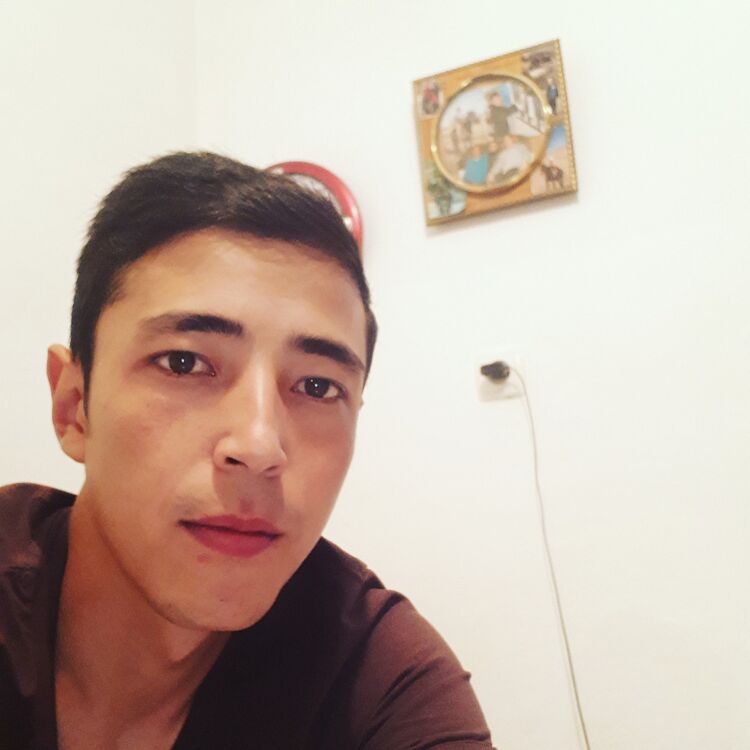  13727573  Ruslan, 30 ,    