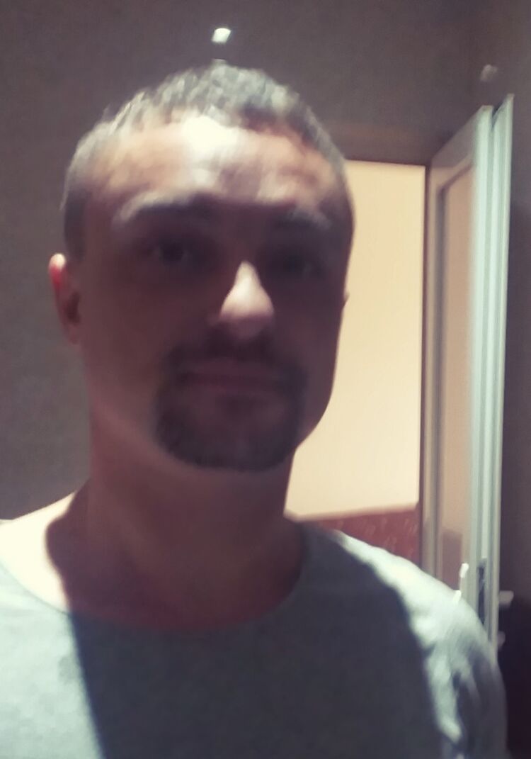  ,   Ruslan, 33 ,   ,   , c 