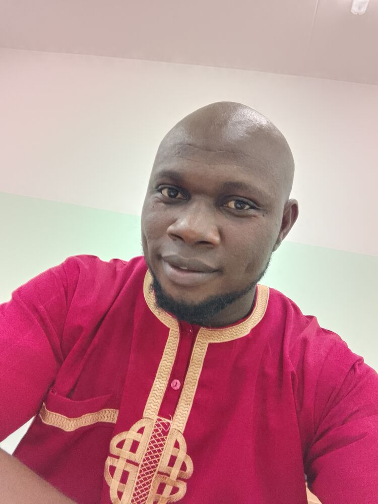  50250783  Kesh, 37 ,    