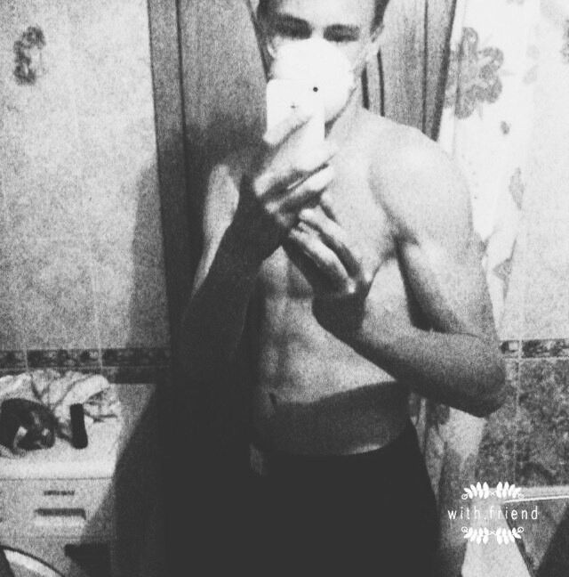  10178923  Andrian, 28 ,    