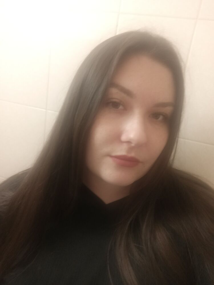  46118773  Anastasia, 22 ,    -