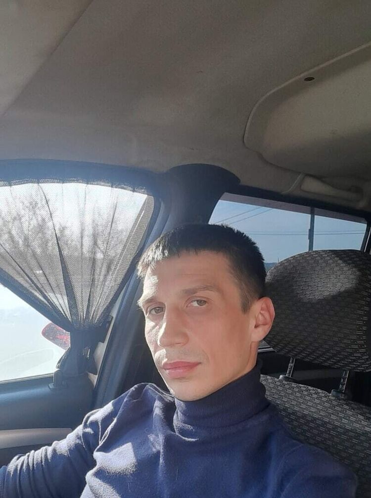  21185883  , 33 ,    