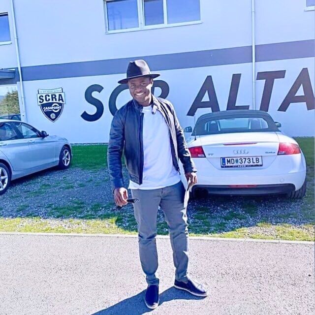  54658203  Frido, 38 ,    