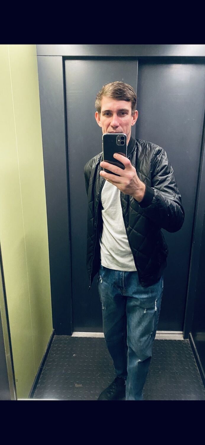  46186683  , 37 ,    