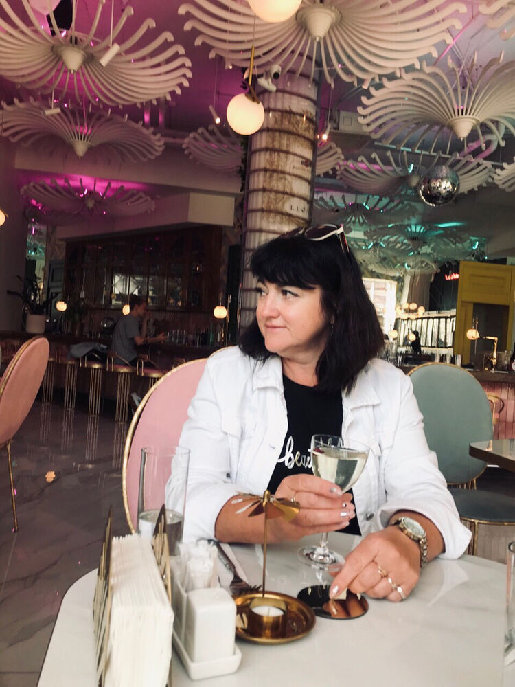  ,   Marisha, 52 ,   ,   , c 