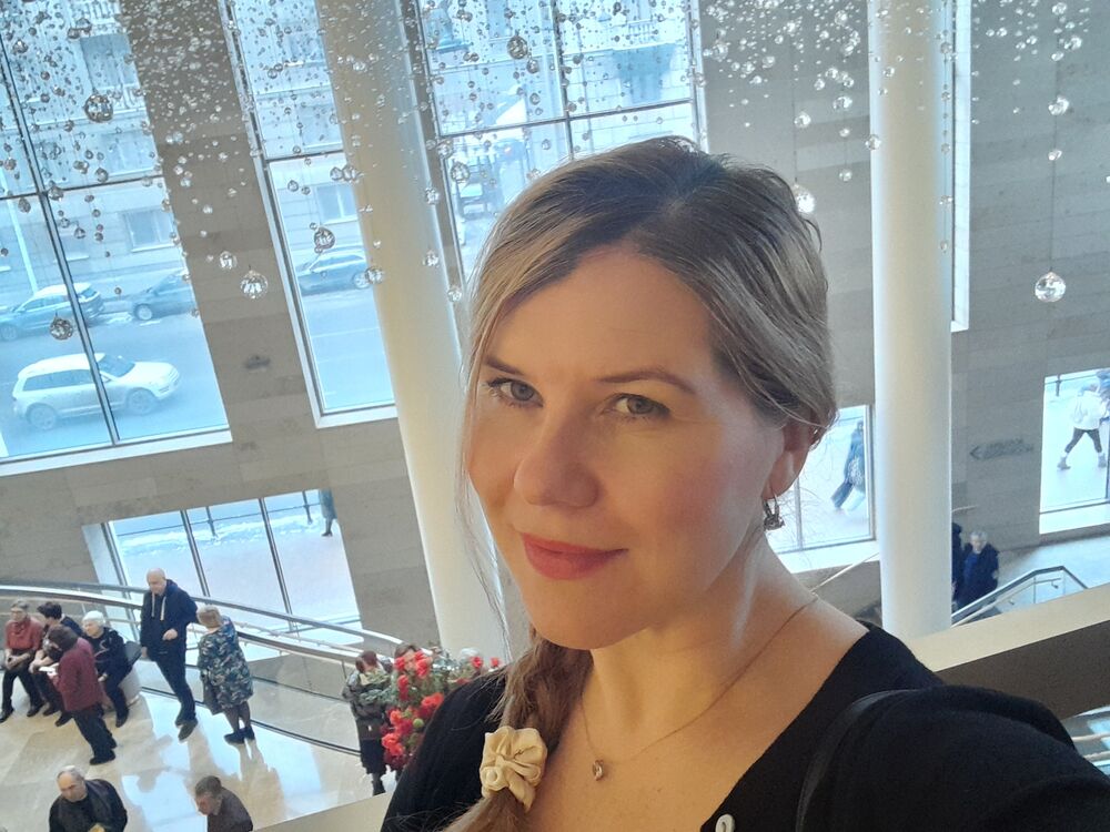  53847533  , 42 ,    -