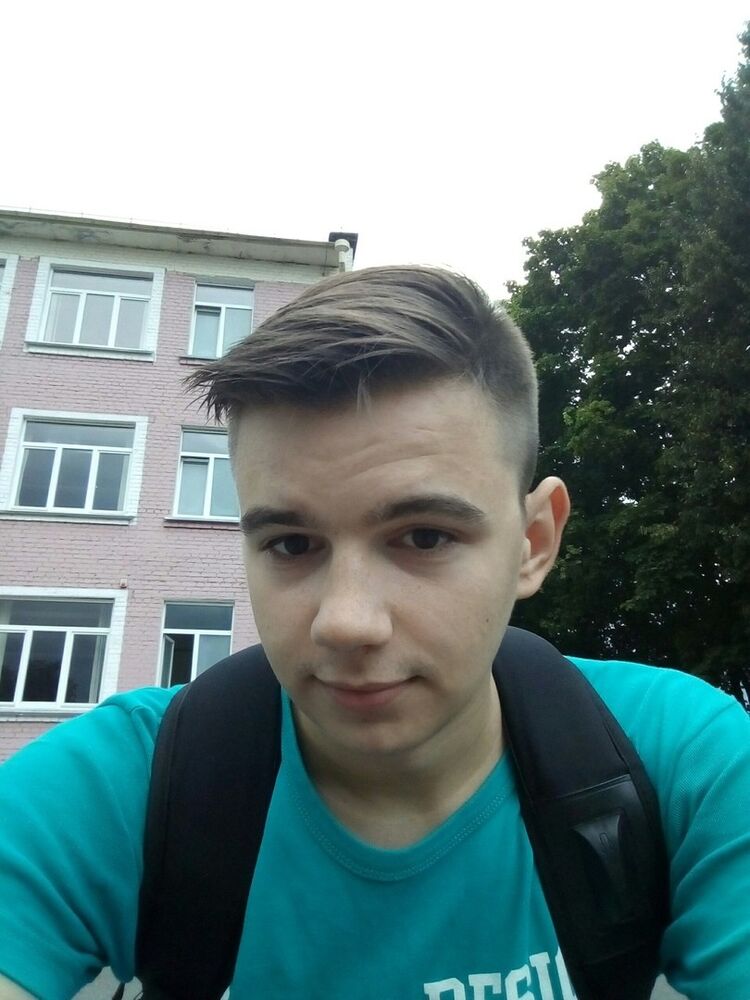  ,   Artur, 26 ,   ,   , c 