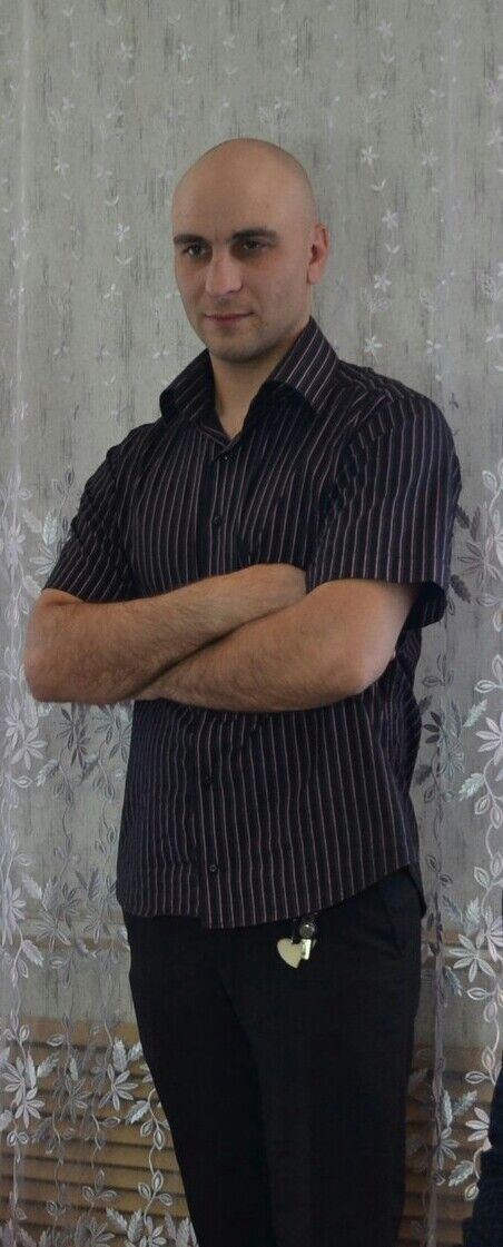 15470513  Maks, 38 ,    