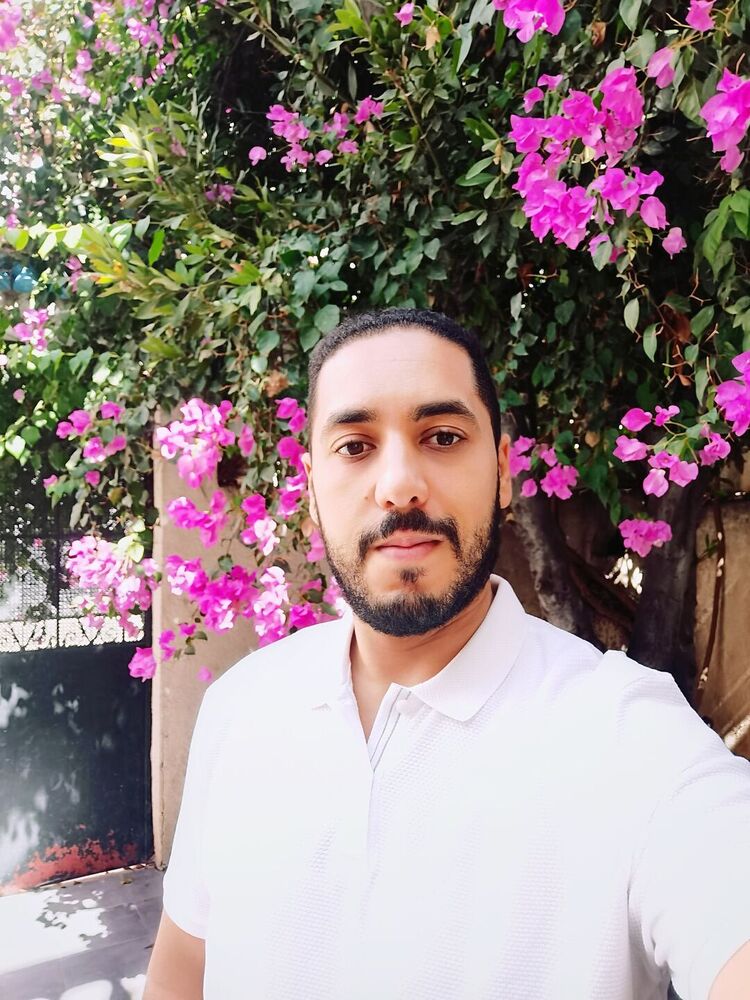  Tunis,   Mohsen, 32 ,   ,   , c 
