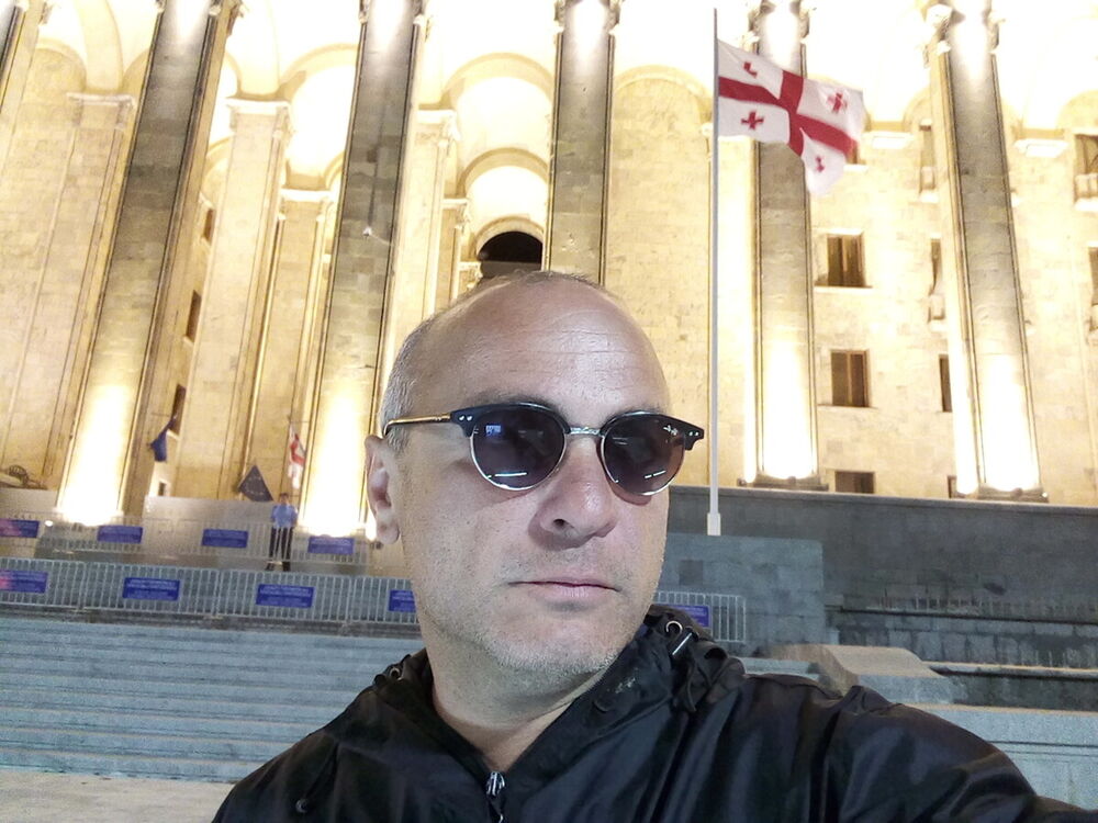  21178263  Giorgi, 41 ,    