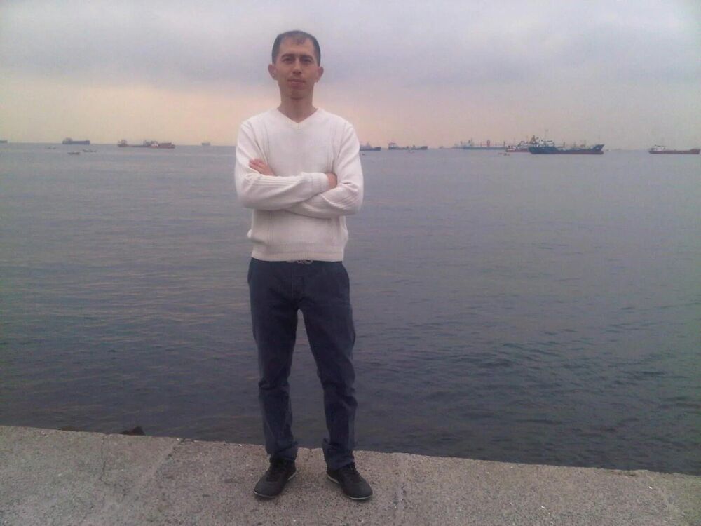  54026543  Dilmurod, 44 ,    