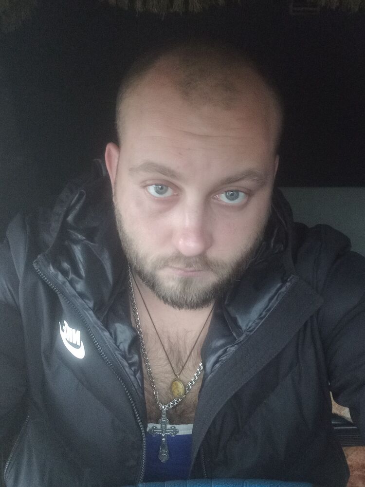  30818973  , 35 ,    