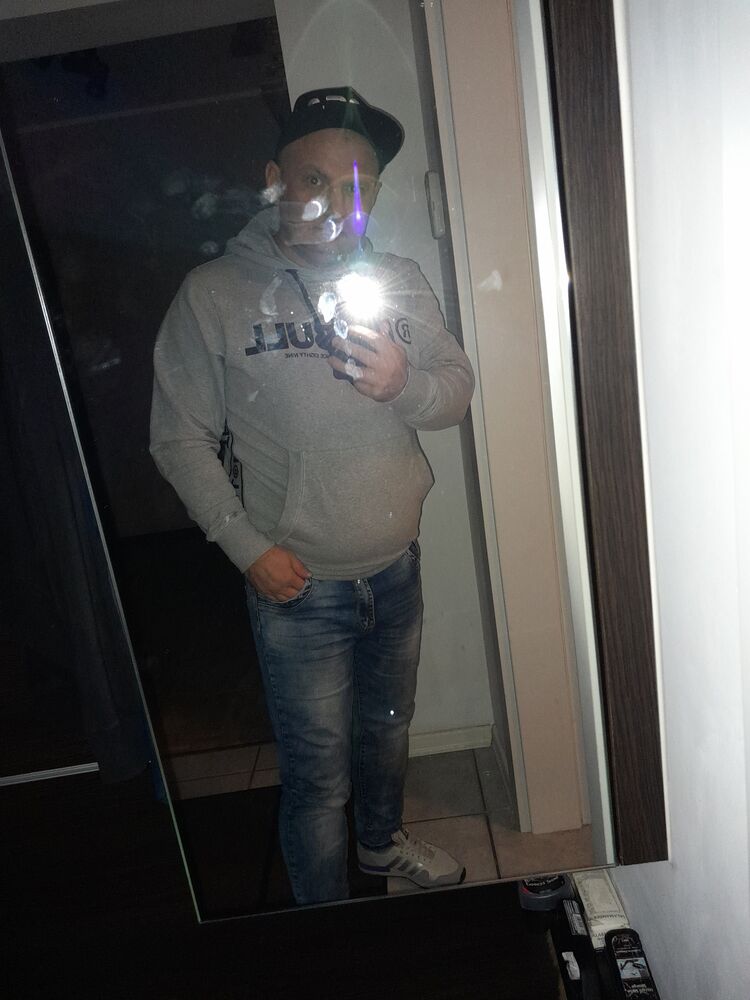  ,   Serhii, 42 ,     , c 