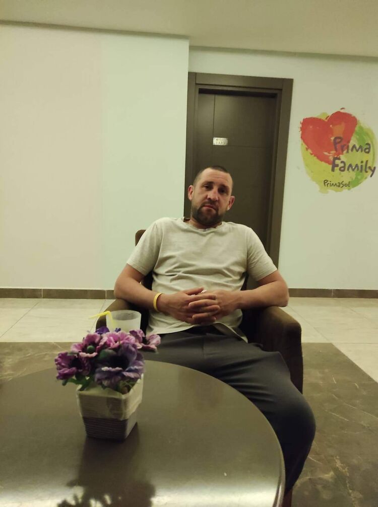  30237403  Dima, 35 ,    