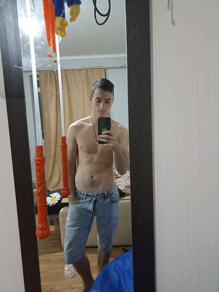  --,   Zhenya, 24 ,   ,   