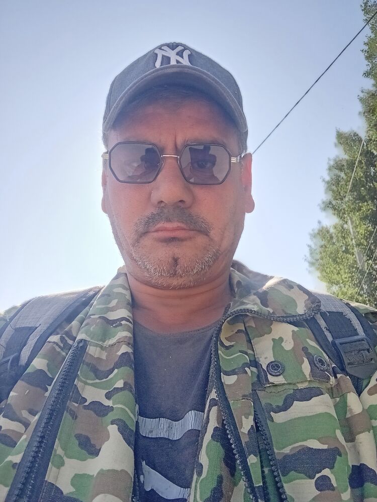  53336653  Abdullo, 48 ,    