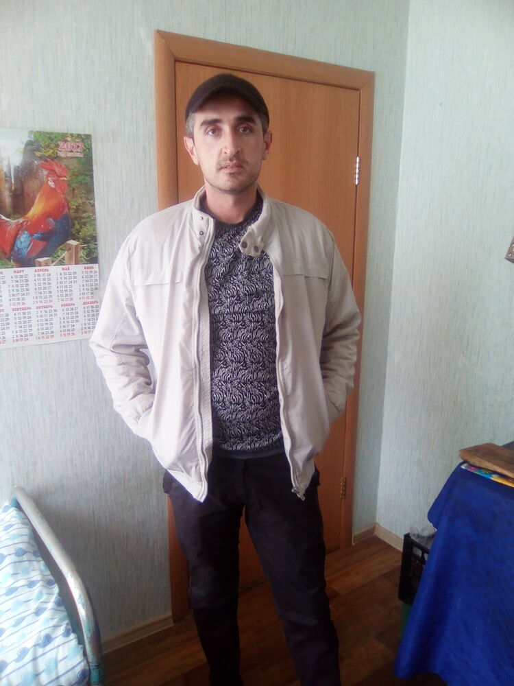  9114213  Lev, 44 ,    